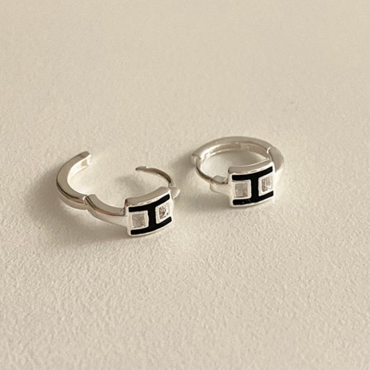 H one-touch earrings