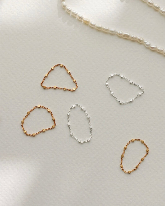 Silver cube point ring