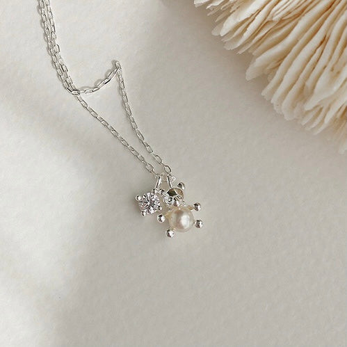 Teddy pearl necklace