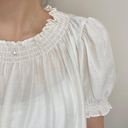 Balloon heart necklace