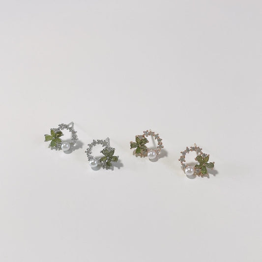 Mistletoe earrings
