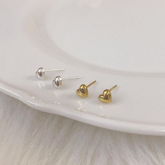 Charm heart earrings