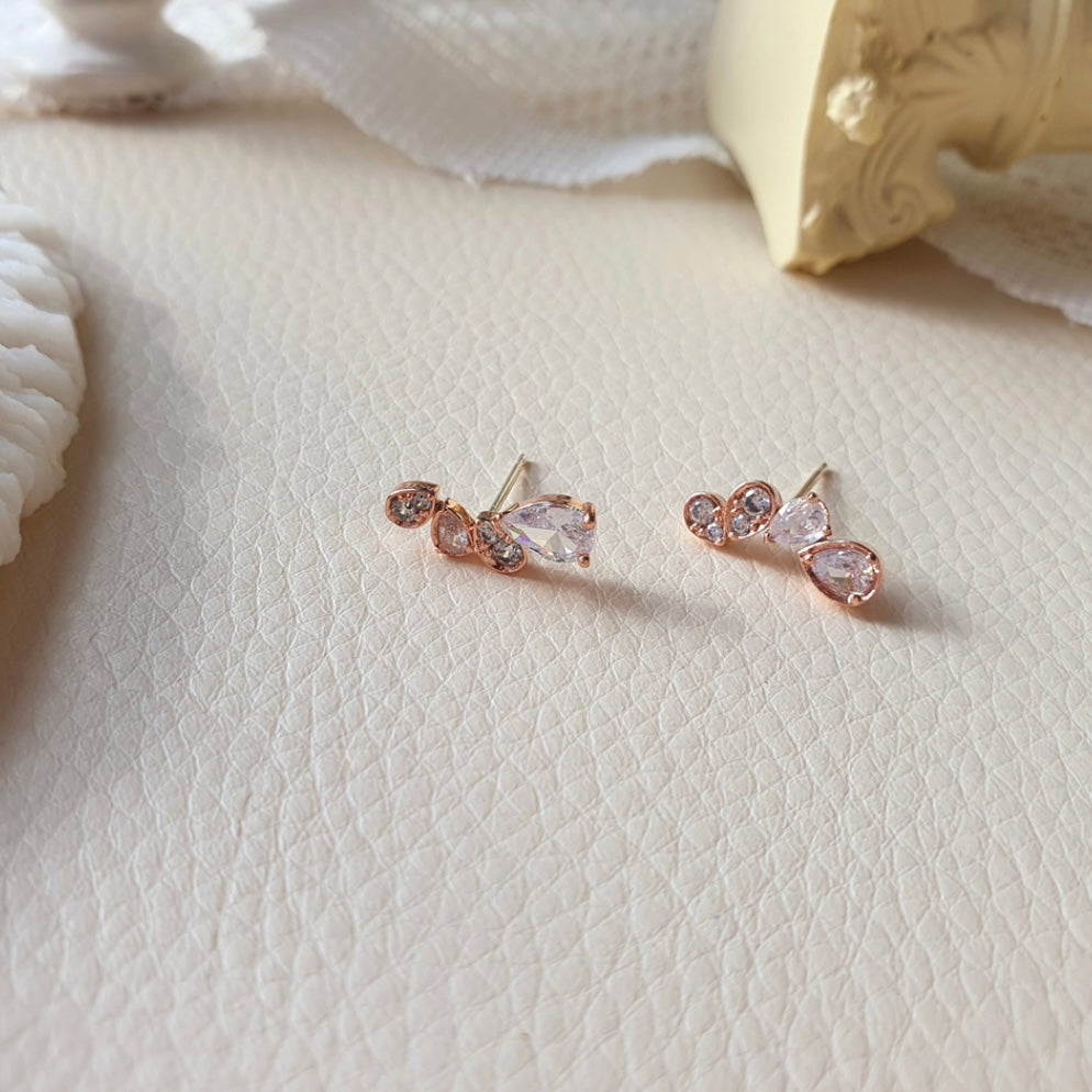 Diamond leaf earrings