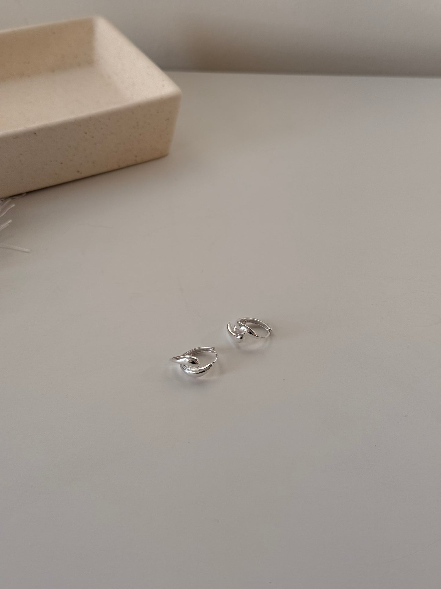Duo Eclipse Hoops