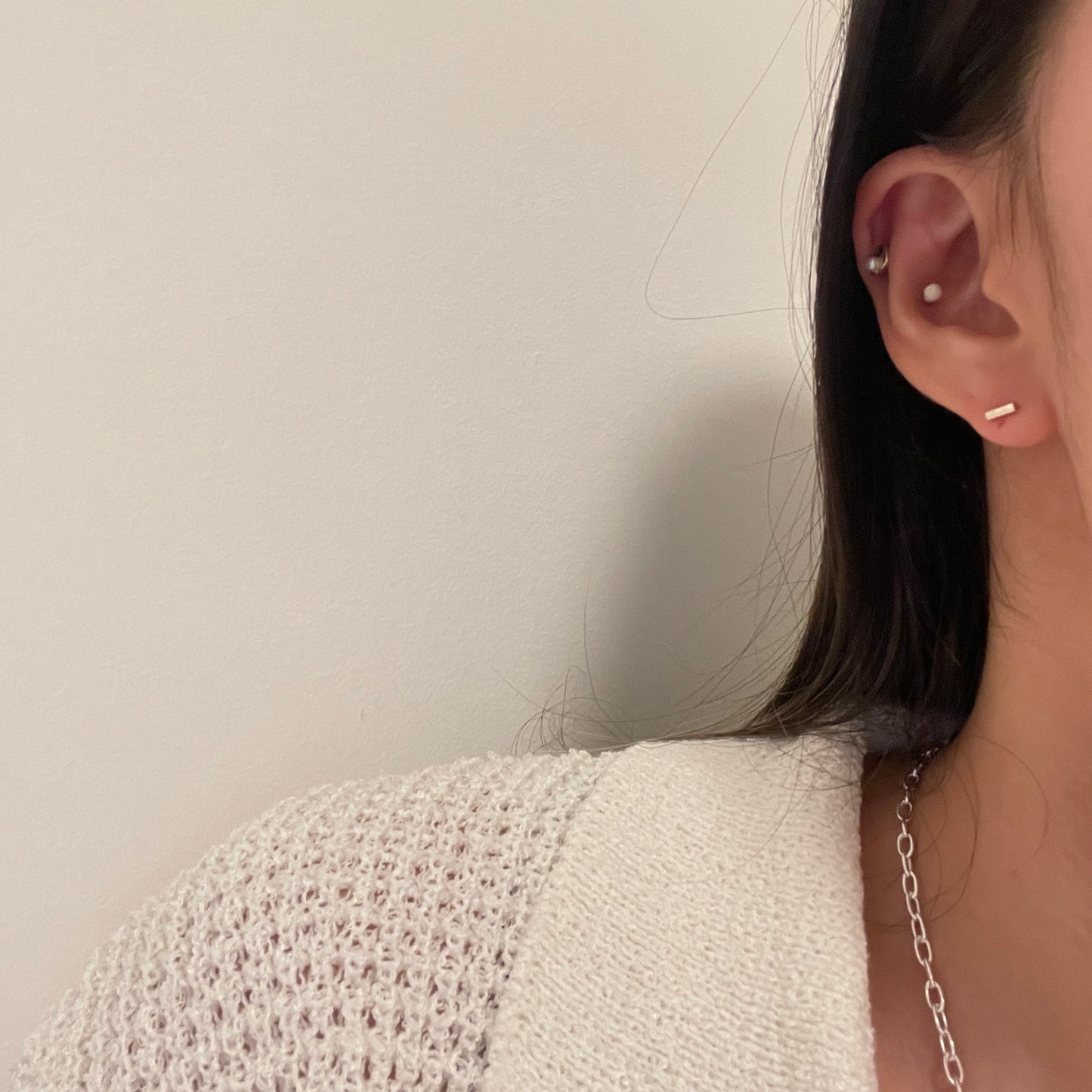 Simple bar earrings