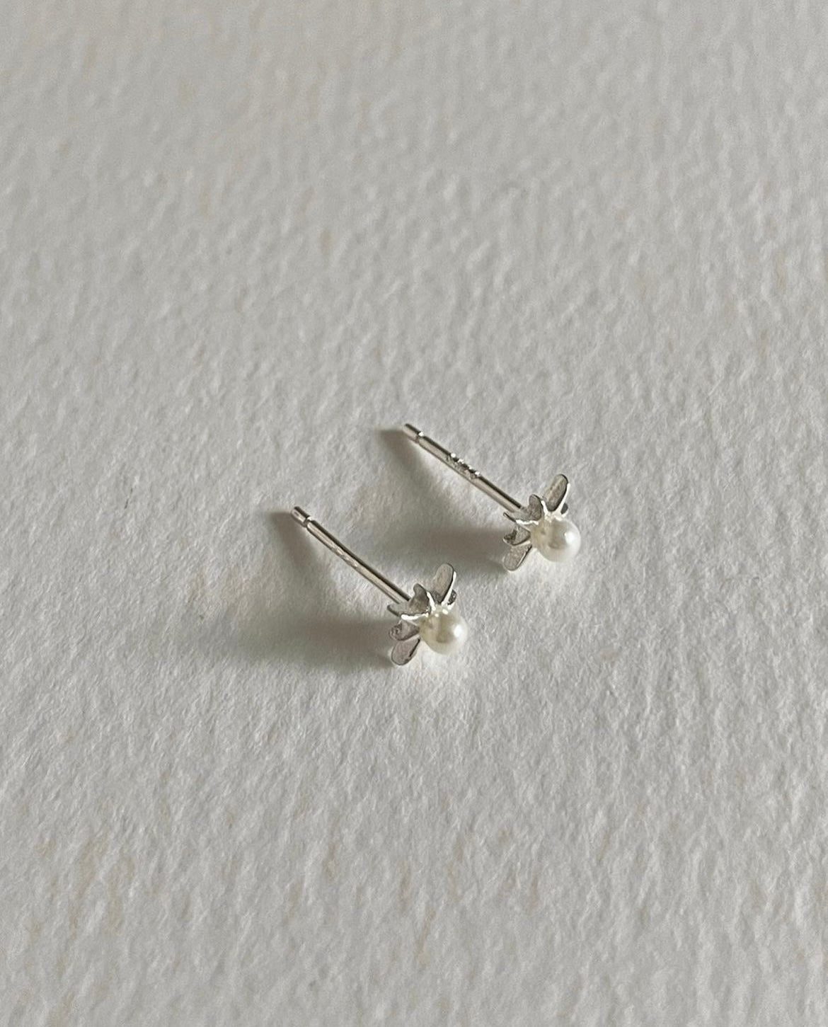 Sirius stud earrings