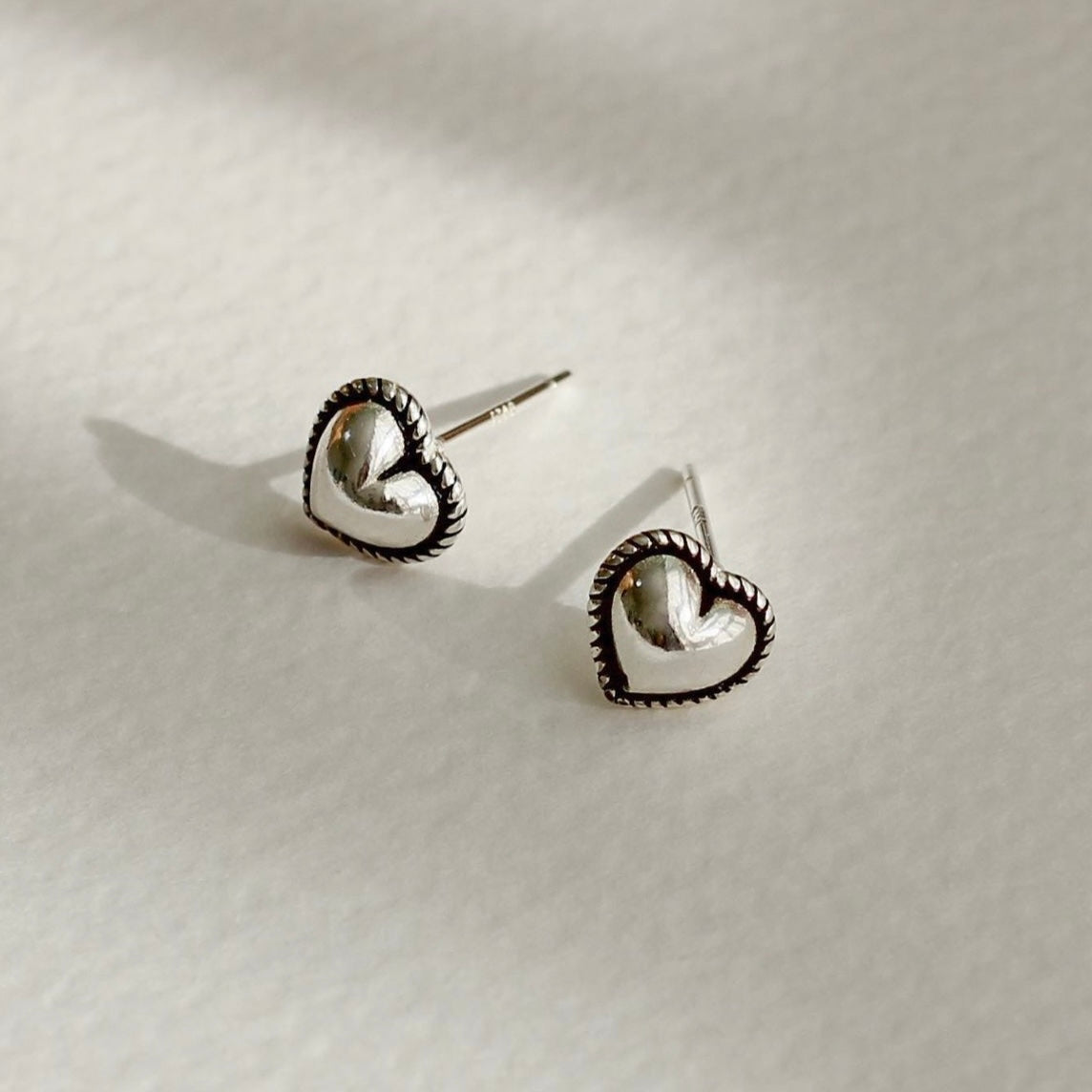 Vintage heart earrings