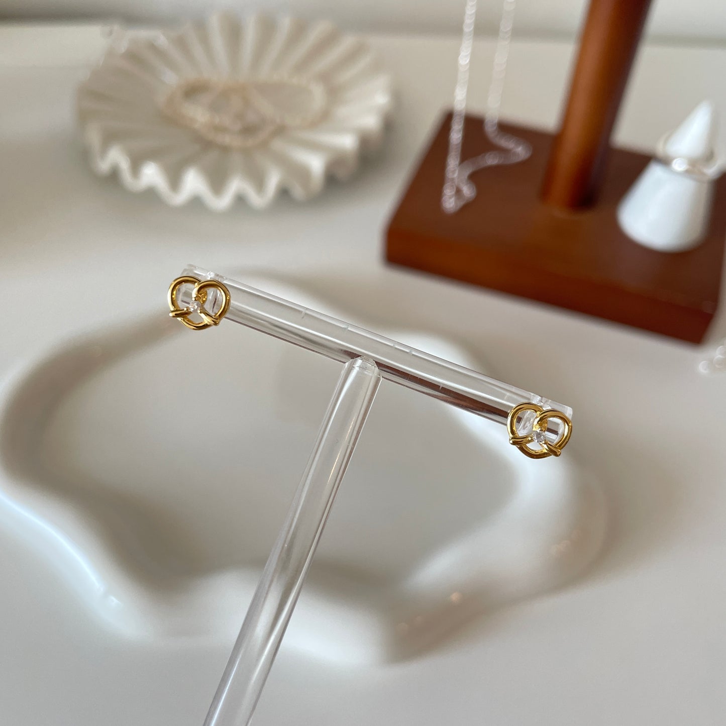 Mini pretzel stud earrings