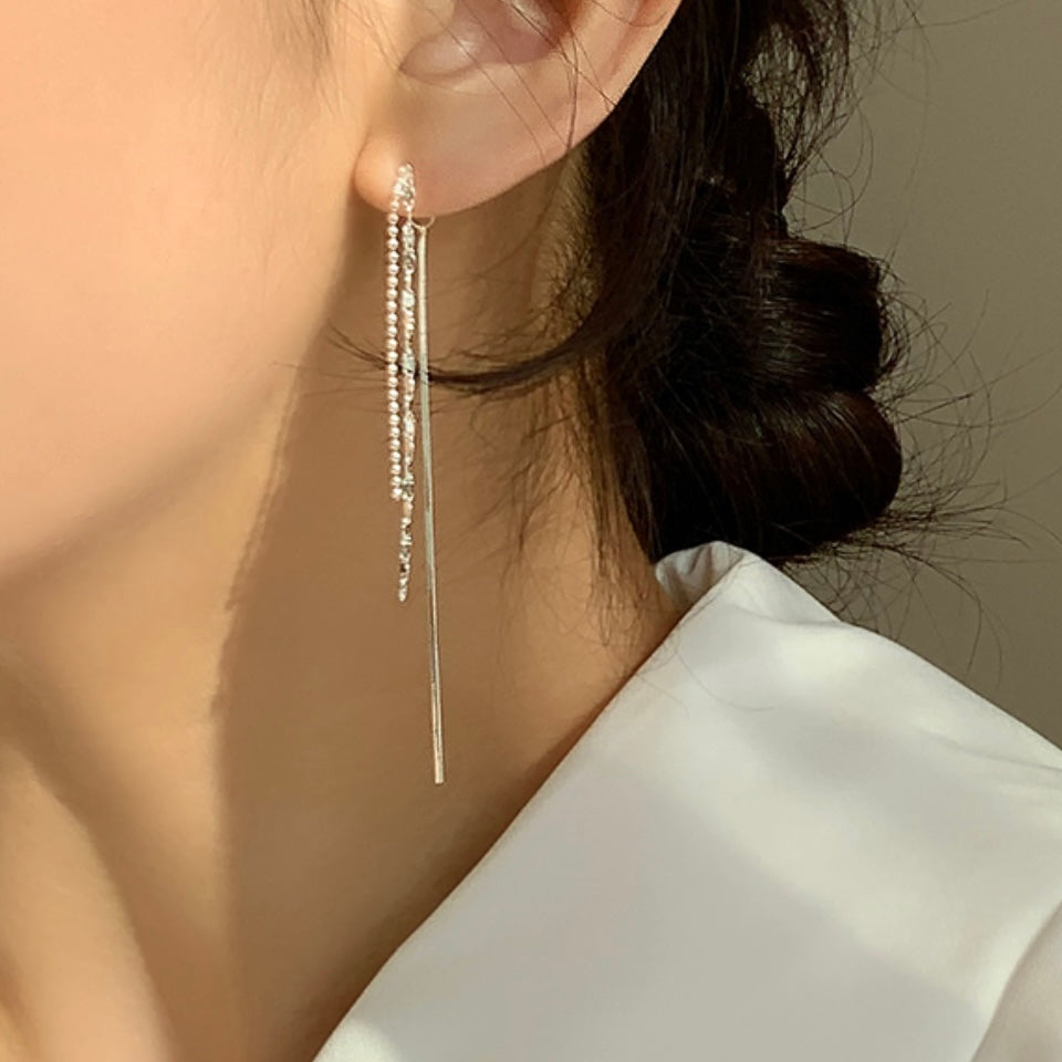 IU long chain earrings