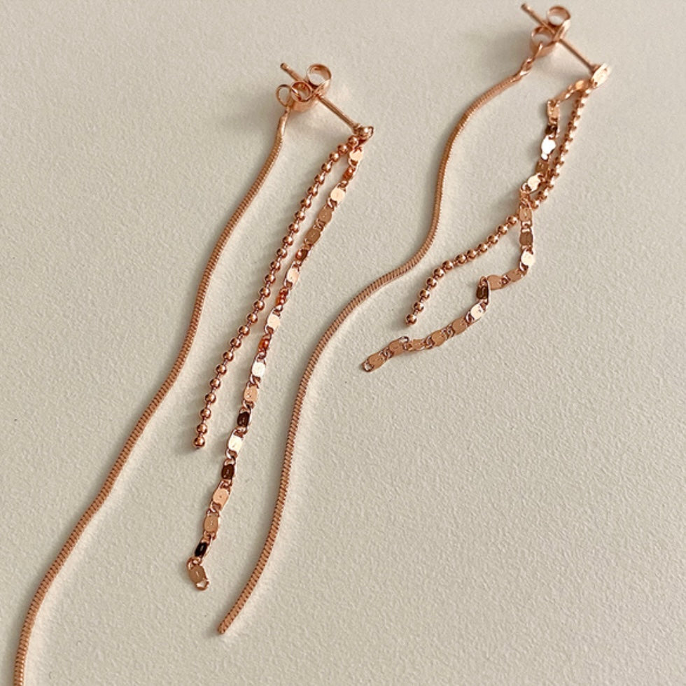 IU long chain earrings