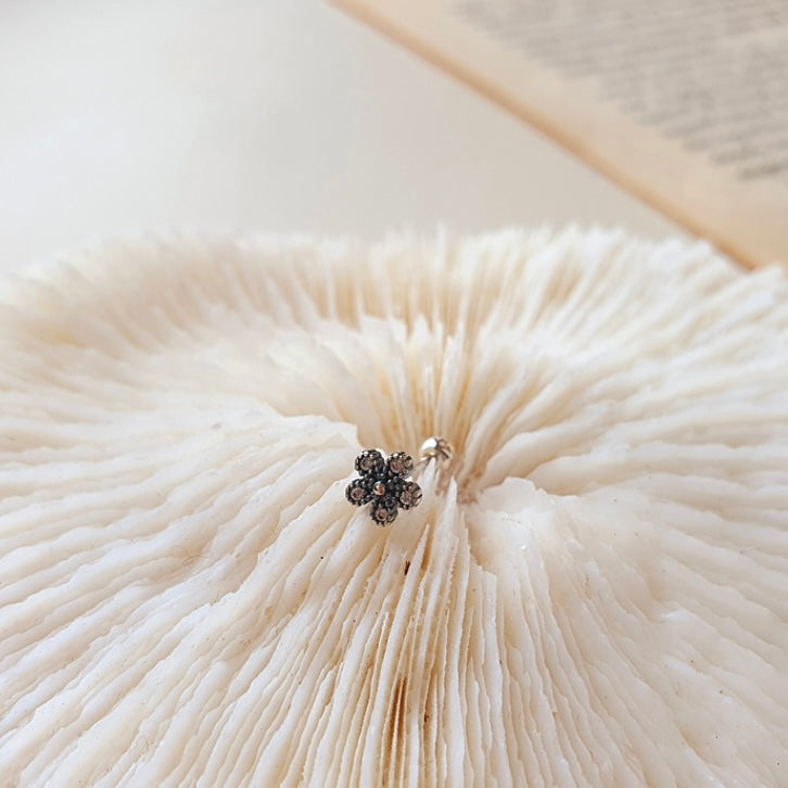 Vintage flower piercing