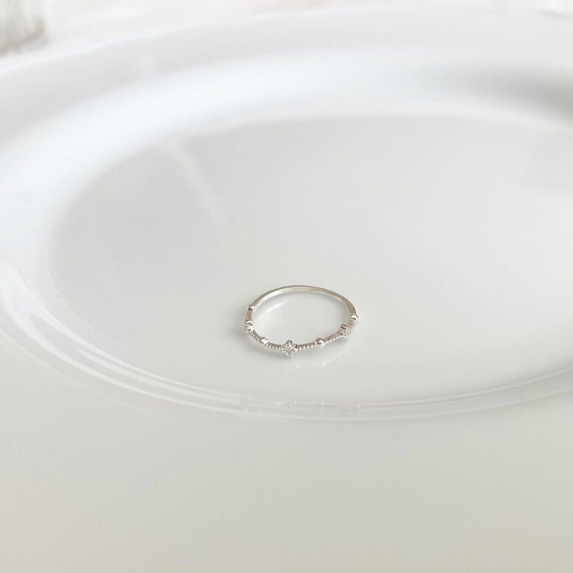 Basic clover petite ring