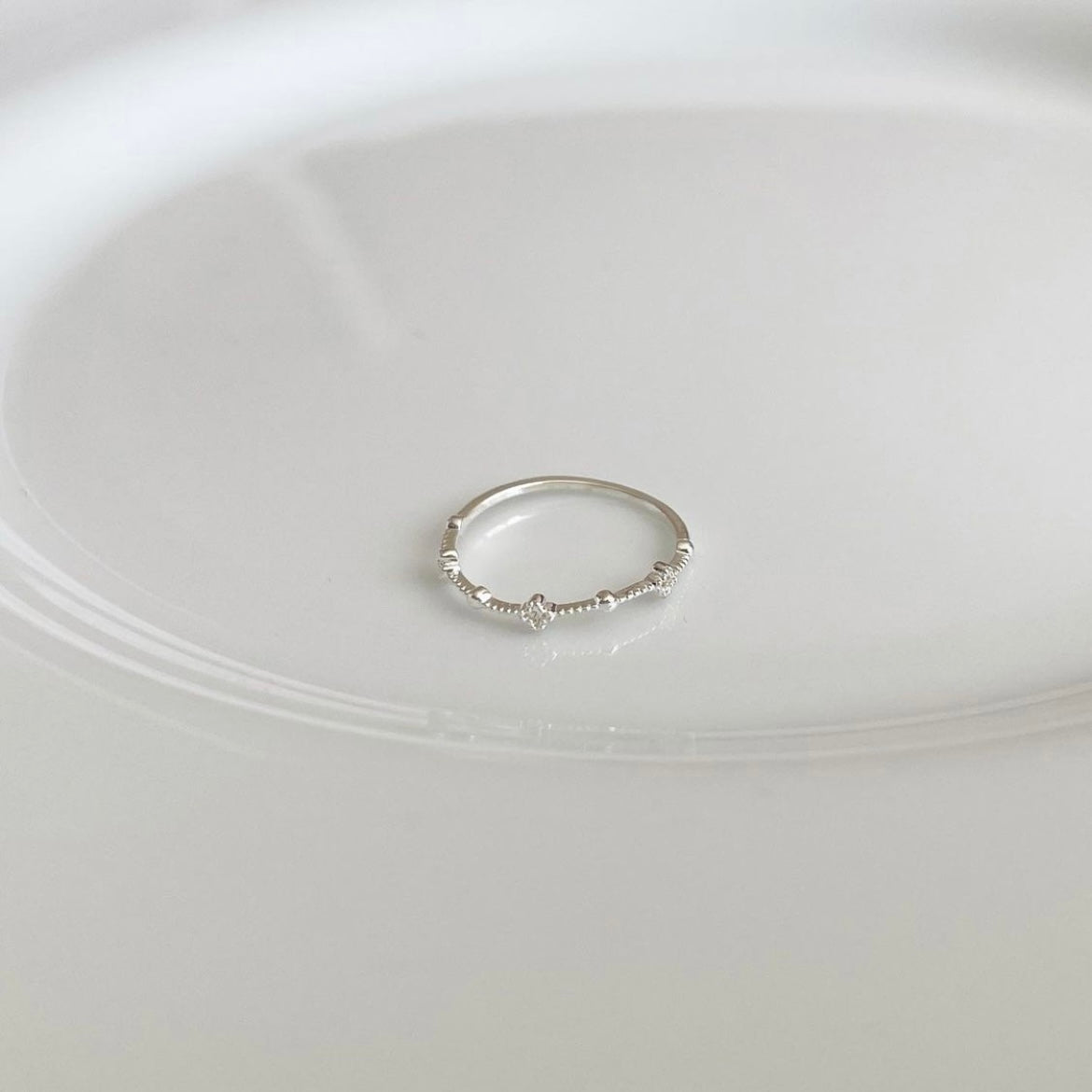 Basic clover petite ring