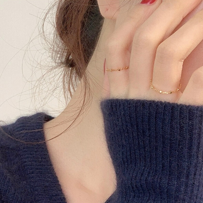 Silver cube point ring