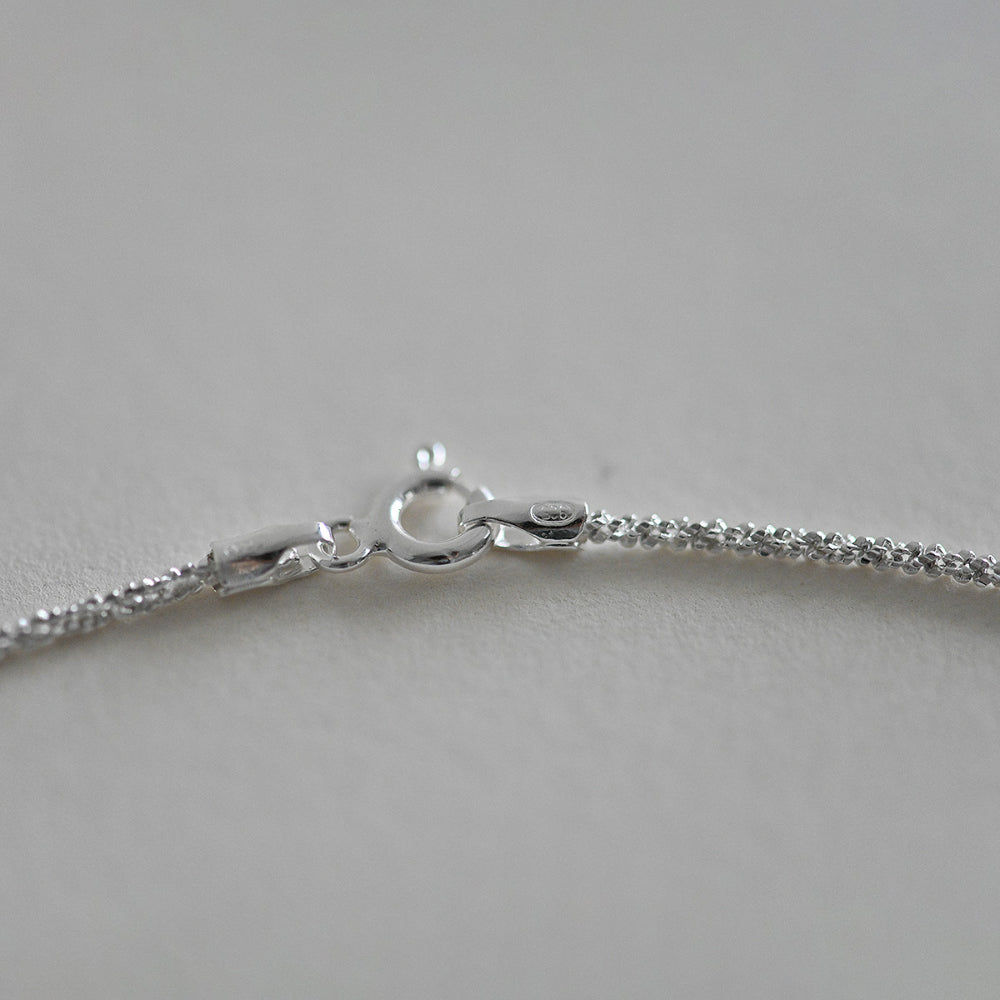Sparkling necklace