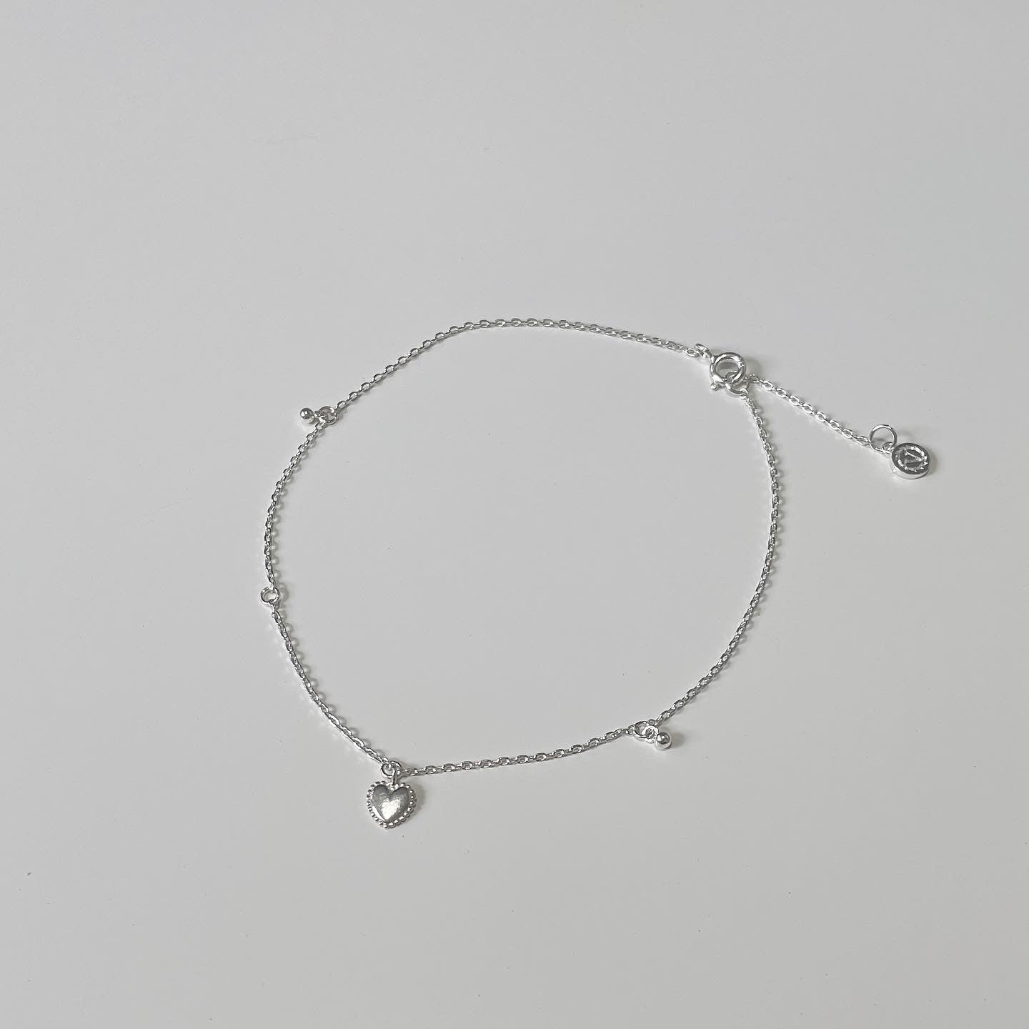 Heart charm anklet
