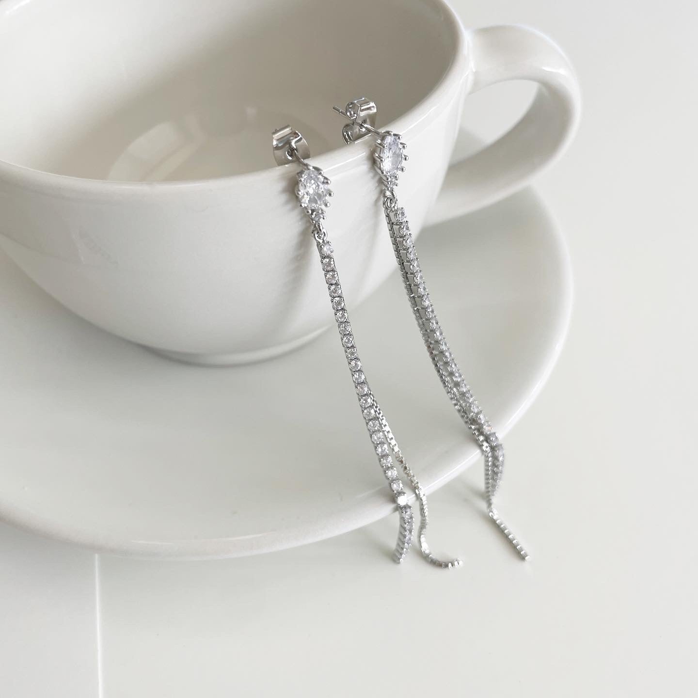 Iris drop earrings