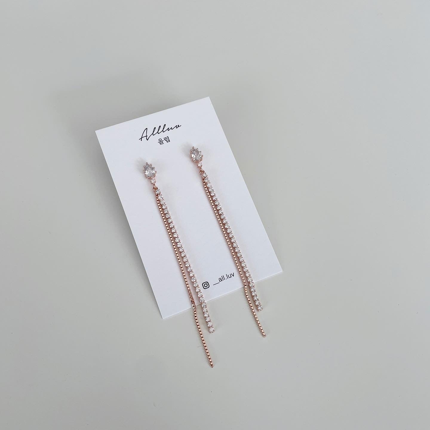 Iris drop earrings