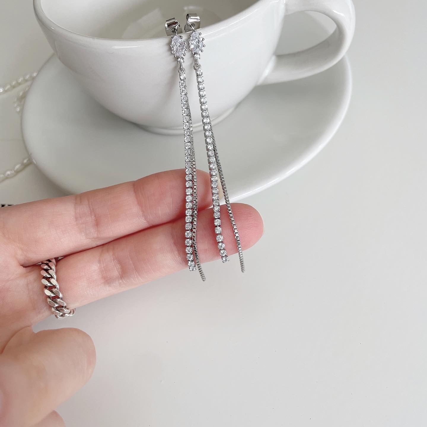 Iris drop earrings