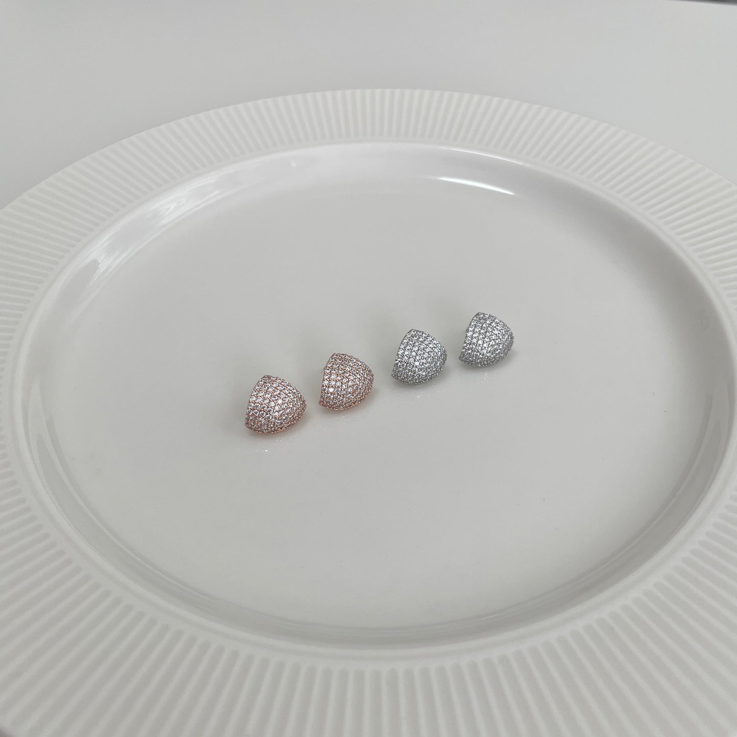 Diamond shell earrings