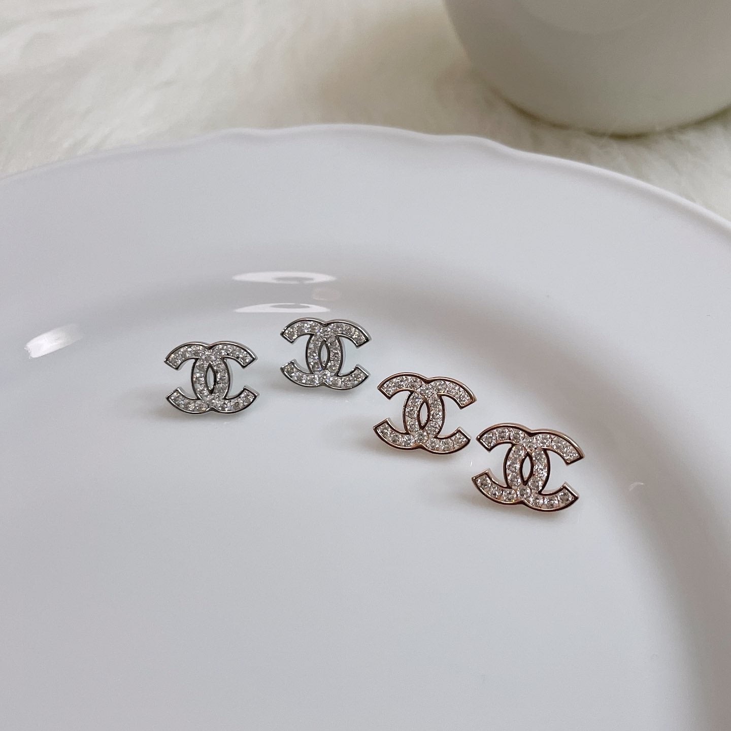 Cc bling earrings