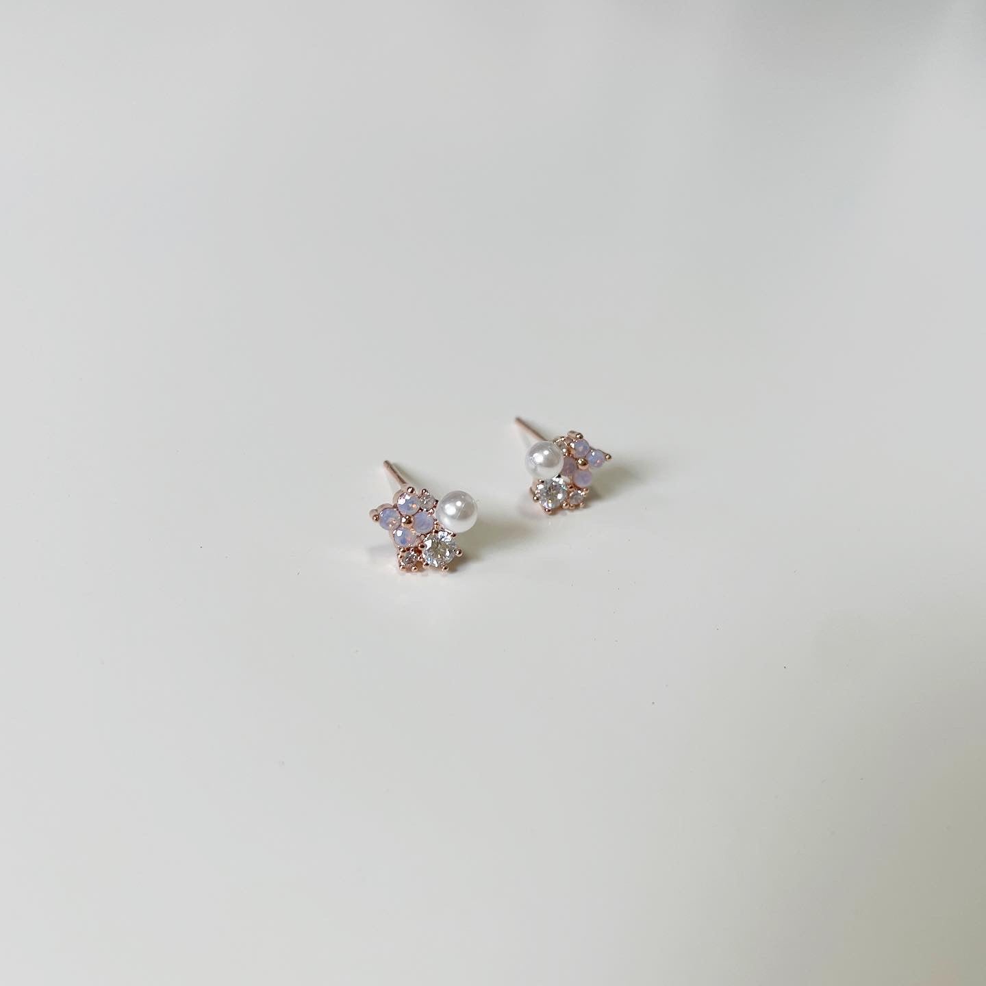 Poem stud earrings